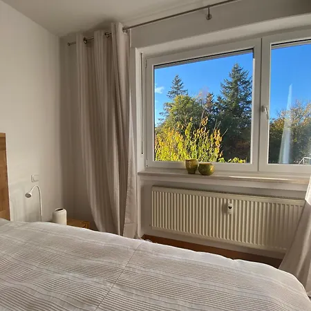Schoene 90qm Mit Sonnenterrasse Und Aussicht شقة *