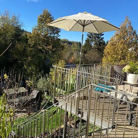 Schoene 90qm Mit Sonnenterrasse Und Aussicht *